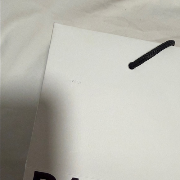 Pandora Elegant White Gift Boxes - Picture 5 of 5